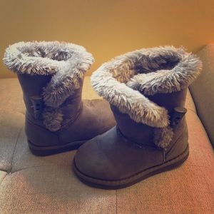 Target shoes, toddler fur boots